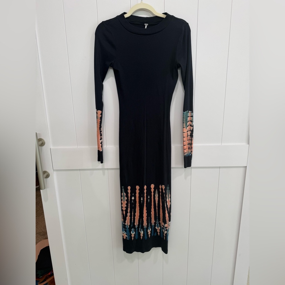 Chic Black and Pink Patterned Long Sleeve Dress